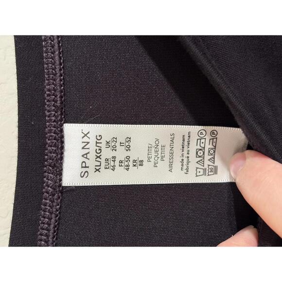 Spanx AirEssentials Jumpsuit XL Petite Black Travel Loungewear Athleisure - Picture 10 of 14